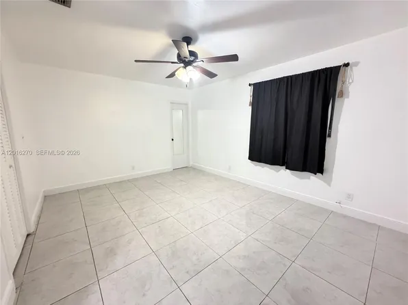 (undisclosed Address), Hallandale, FL 33009