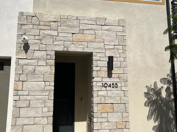 10455 Cogito Ct, San Diego, CA