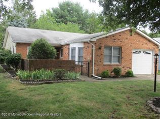 81 Lions Head Blvd S, Brick, NJ 08723
