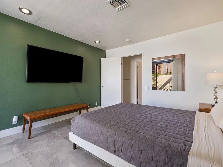 427 N Calle Rolph — Photo 17