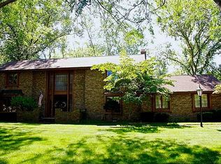 7089 Apple Creek Rd, Sylvania, OH 43560