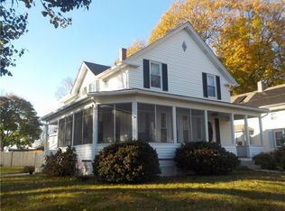 33 Middle St, Woonsocket, RI 02895