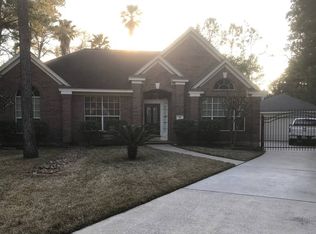 15 Whisper Wind Pl, Spring, TX 77382