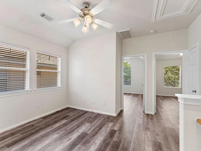 62 W Twinvale Loop — Photo 10