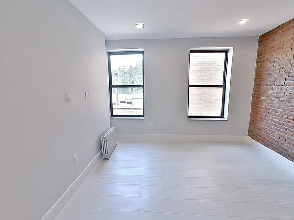 2nd image of 161 Stanton St APT 5