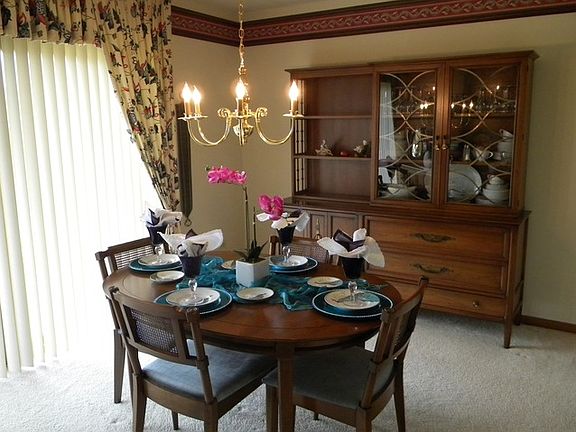 5th image of 15701 Deerfield Ct Unit 1S