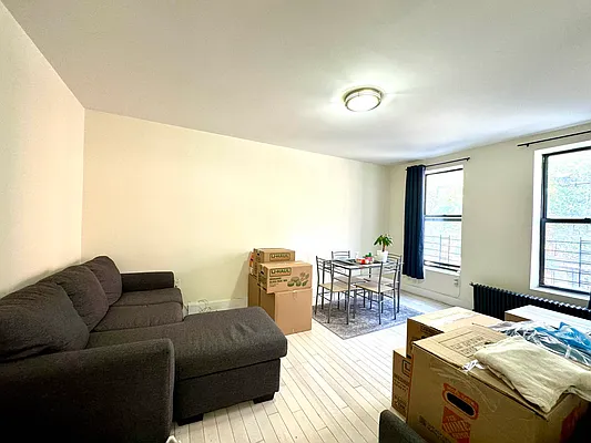 Rented by Heritage Realty LLC | media 9