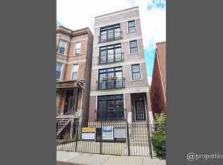902 W Roscoe St APT 1, Chicago, IL 60657