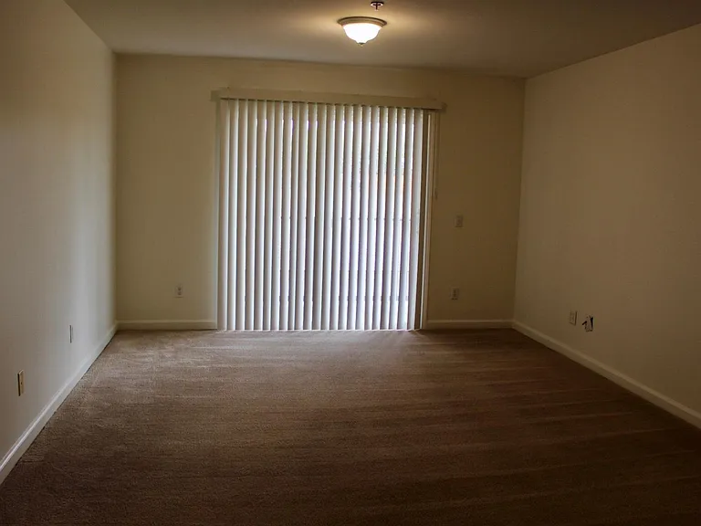 3840 Mount Vernon Ave — Photo 9