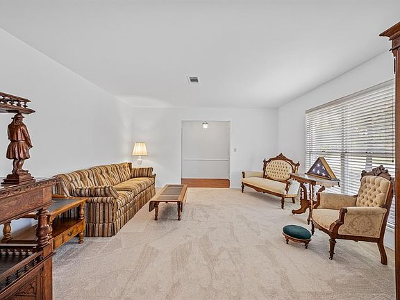 5th image of 14130 Indian Wells Dr