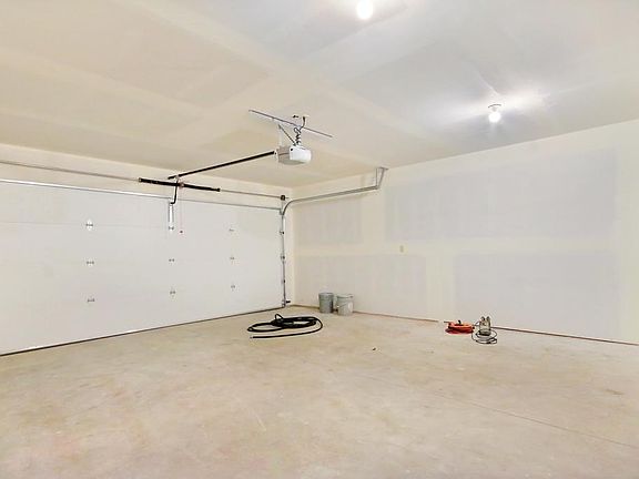 4th image of 13615 91st Avenue Ct E