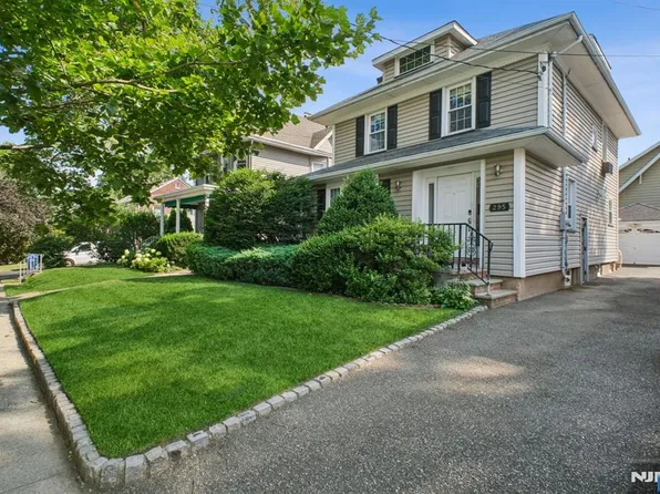 295 Washington Ave, Rutherford, NJ 07070