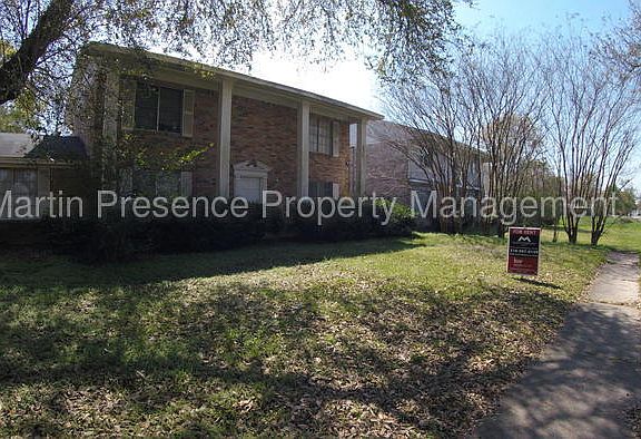 4th image of 401 Willett Place Blvd