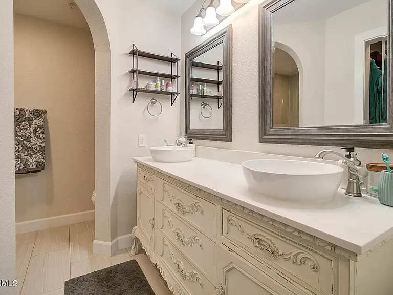 1633 E Lakeside Dr #170 — Photo 5