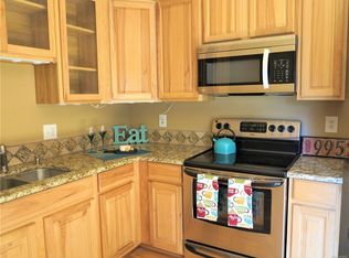 9952 Downing St, Thornton, CO 80229