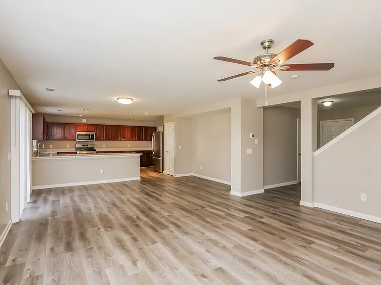 312 Leaflet Ives Trl — Photo 6