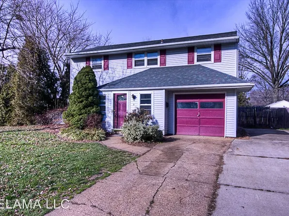 3 Monterry Dr, Newark, DE 19713