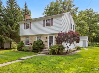 723 Maridell Ave NW, Grand Rapids, MI