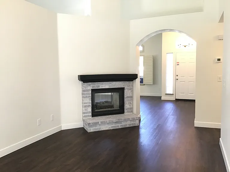 2244 Stone View Dr — Photo 9