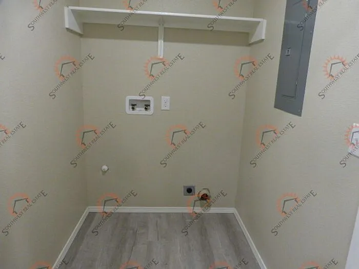 108 Wicks Ave #D — Photo 9