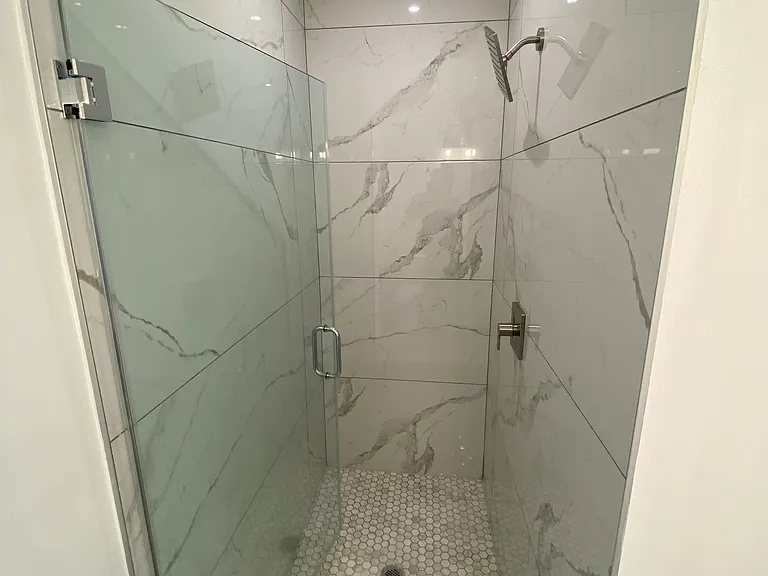 4418 N Austin Ave #102 — Photo 38