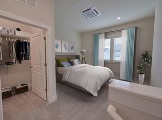 3250 Midvale Dr #711, Wilmington, NC 28412