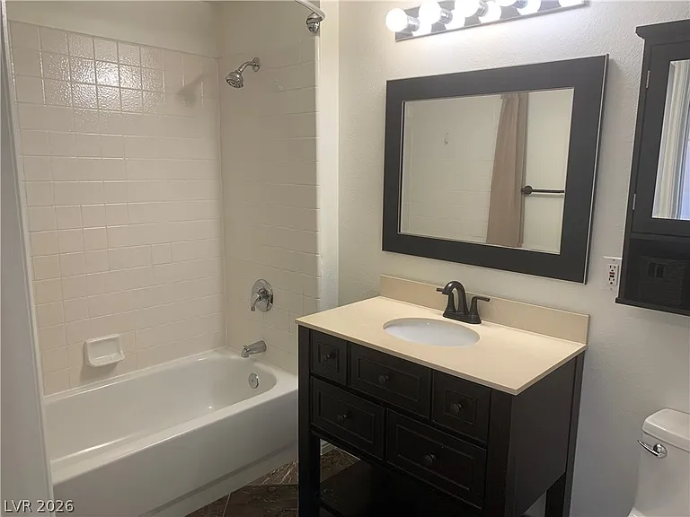 424 Pine Haven St #106 — Photo 16