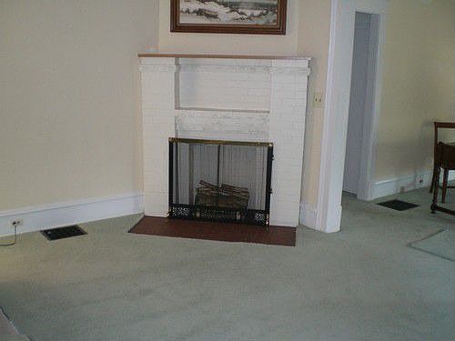 2nd image of 210 Lincoln St