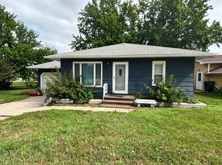 746 W 3rd St, Winner, SD 57580