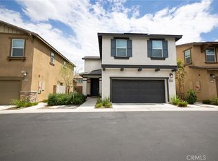 2464 Gunner Ridge Way, Rialto, CA 92377