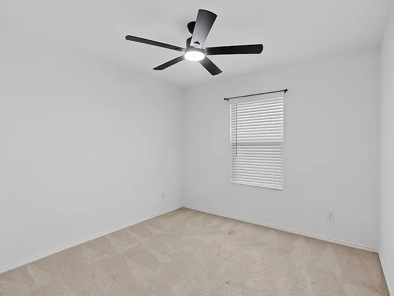 1430 Everett Gardens Way — Photo 29