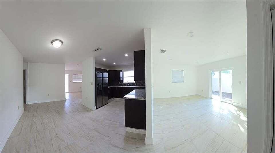 1st image of 2728 SW 5th St