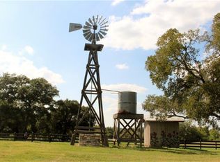 7633 E State Highway 71, La Grange, TX 78945