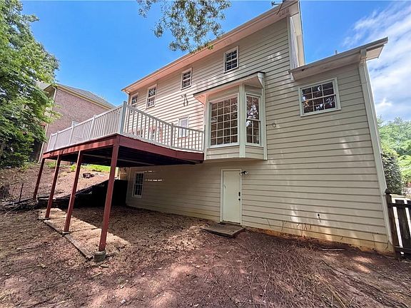 5th image of 3514 Nettle Ln NE
