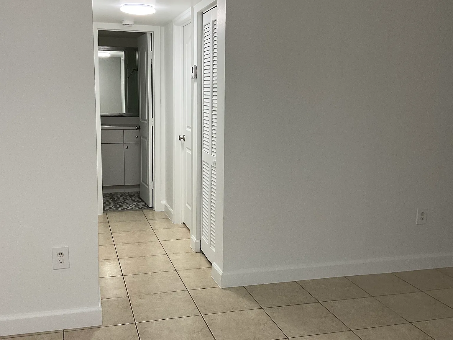 1 bed, 671 sqft, $1,800 — Photo 3