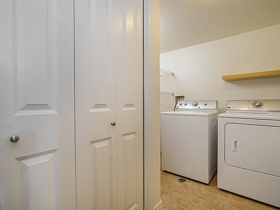 5th image of 11754 S Grandville Ave #5