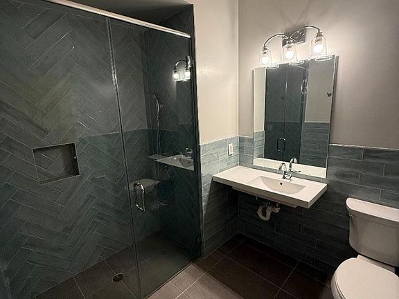 2nd image of 70 W Grand St #17