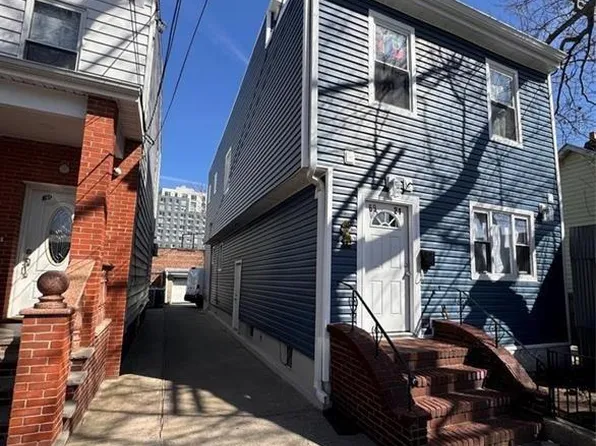6921 49th Avenue, Woodside, NY 11377