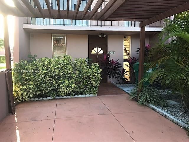 1st image of 6236 SW 139th Ct #6236