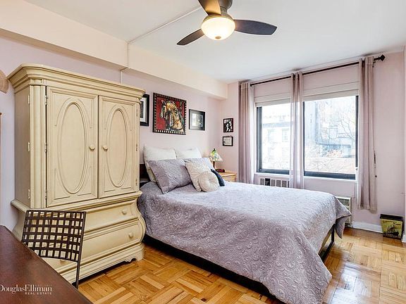 4th image of 200 E 36th St APT 4C