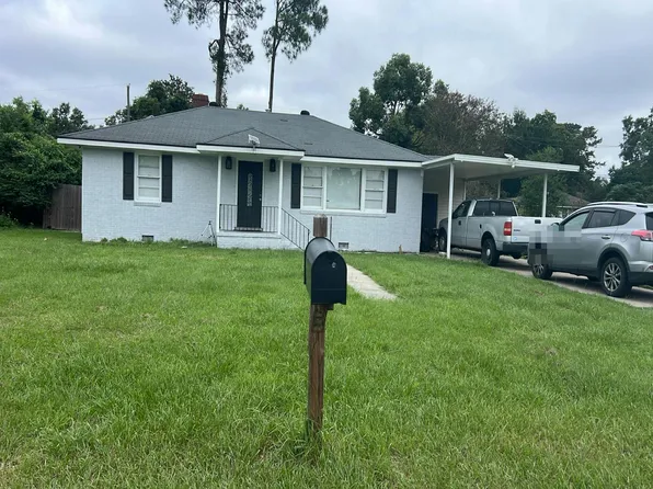 102 Coleraine Dr, Port Wentworth, GA 31407