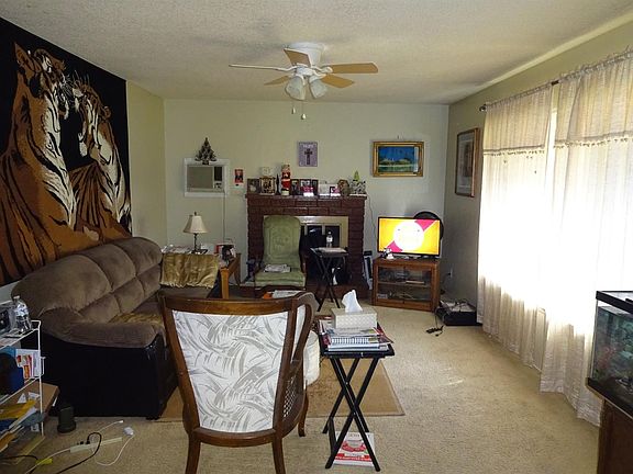 3rd image of 4755 E Braly Ave