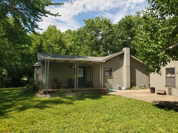 1322 Brook St, Lawrence, KS 66044