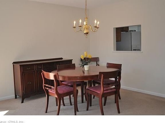 5th image of 902 Briarwood Ct