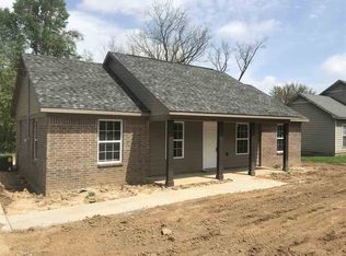 626 Pleasant Ave, Covington, TN 38019
