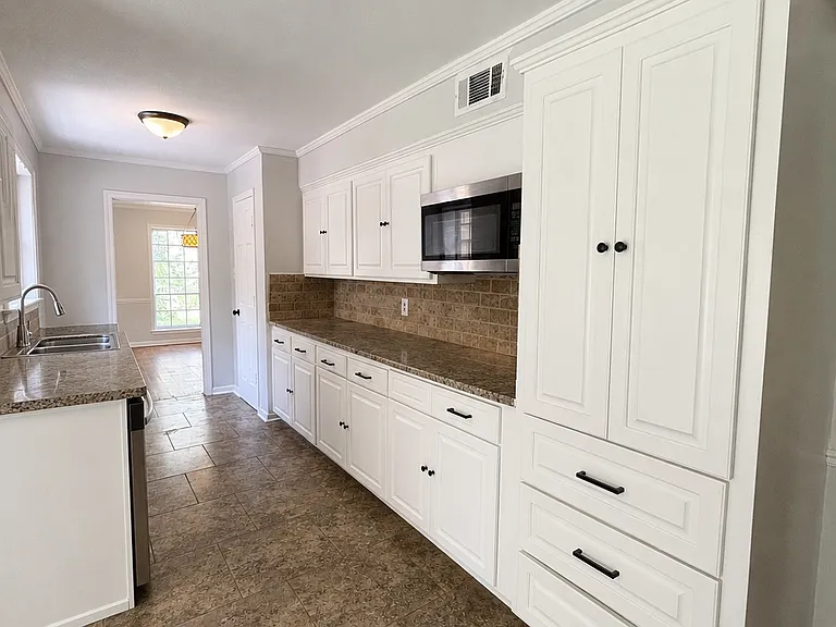 5165 Shirlwood Dr — Photo 11