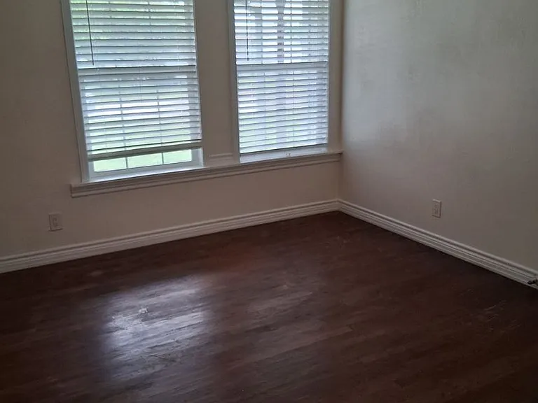 1414 Alta Mira Dr — Photo 32