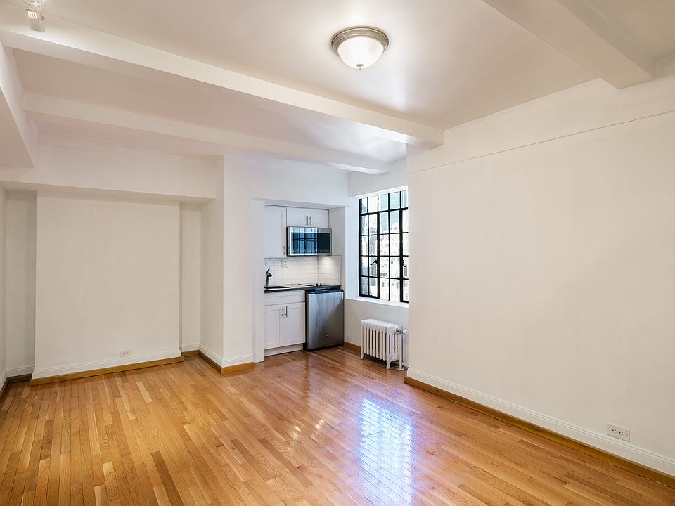 1st image of 45 Tudor City Pl APT 1316
