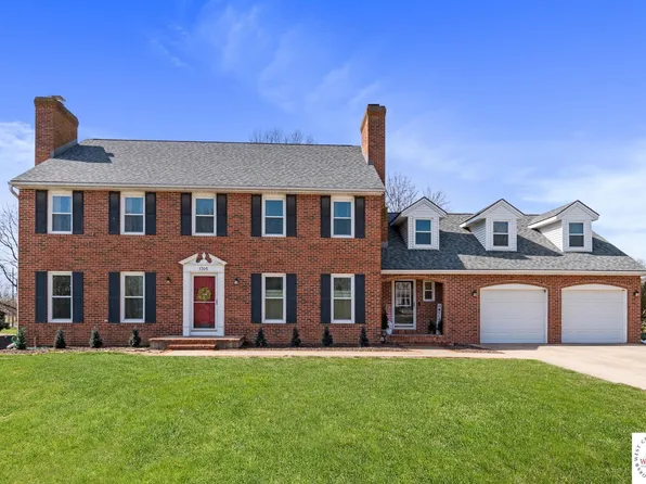 1705 S Nicklaus Dr, Clinton, MO 64735