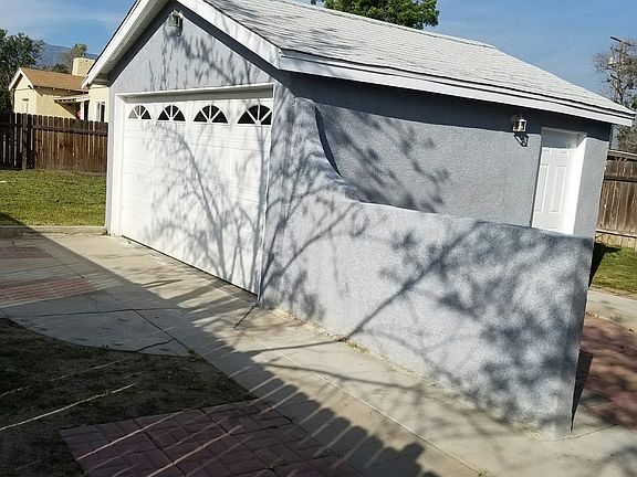 3rd image of 1044 E Baseline St